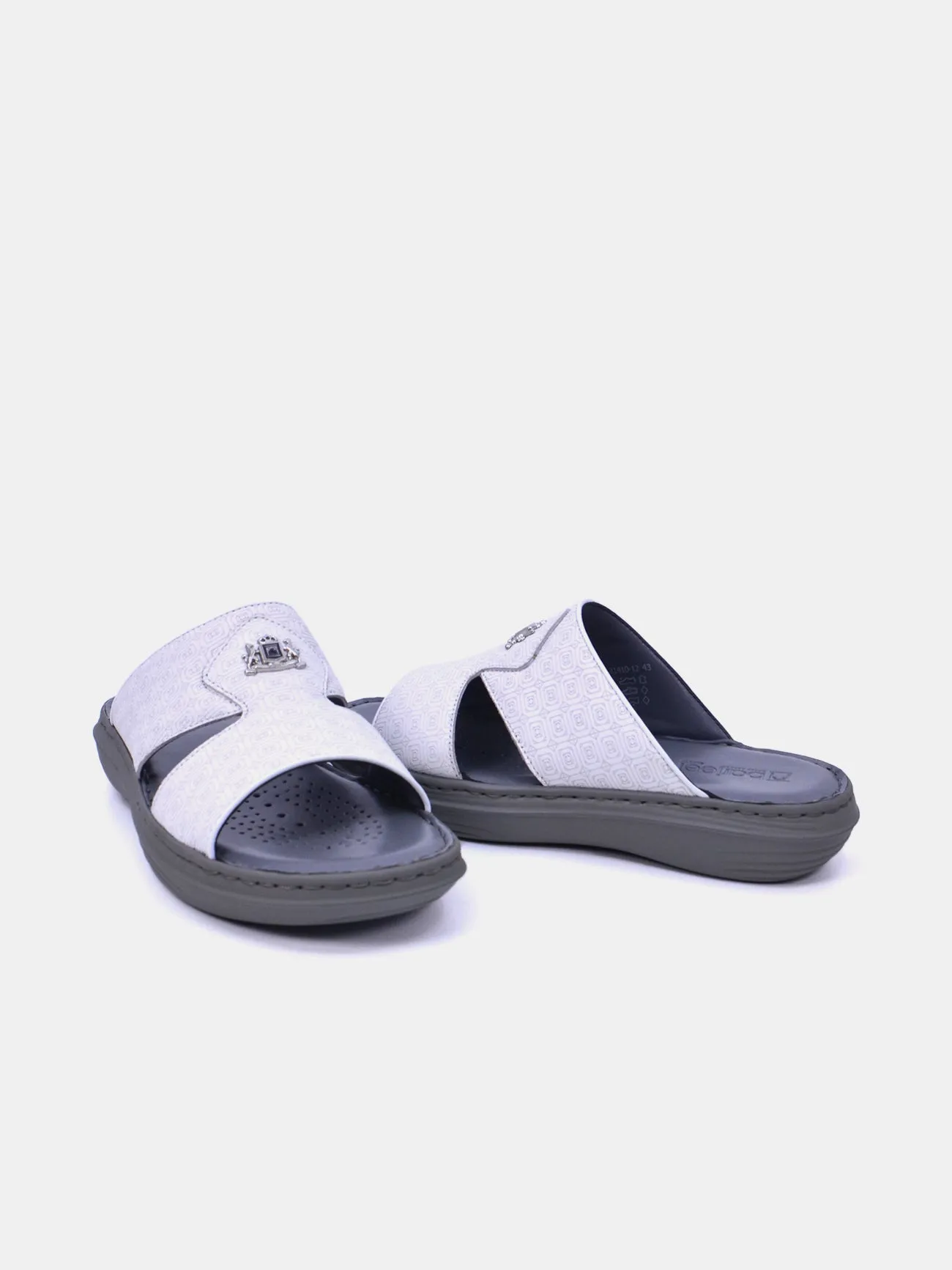 Certainly! Heres an optimized title for the product:

Barjeel Uno 21410-12 Mens Luxury Arabic Leather Sandals - Comfortable, Stylish Slip-ons